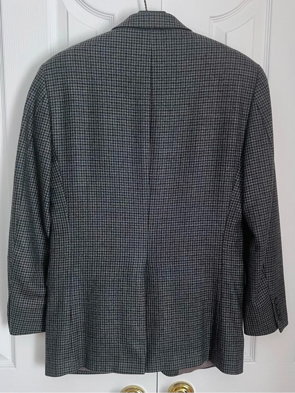 Chaps Gray Houndstooth Men's Blazer Sport Coat (38R) Excellent Condition